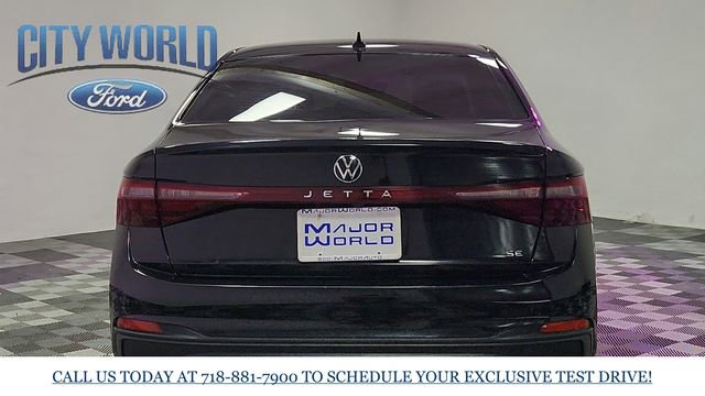Used 2025 Volkswagen Jetta SE image 6