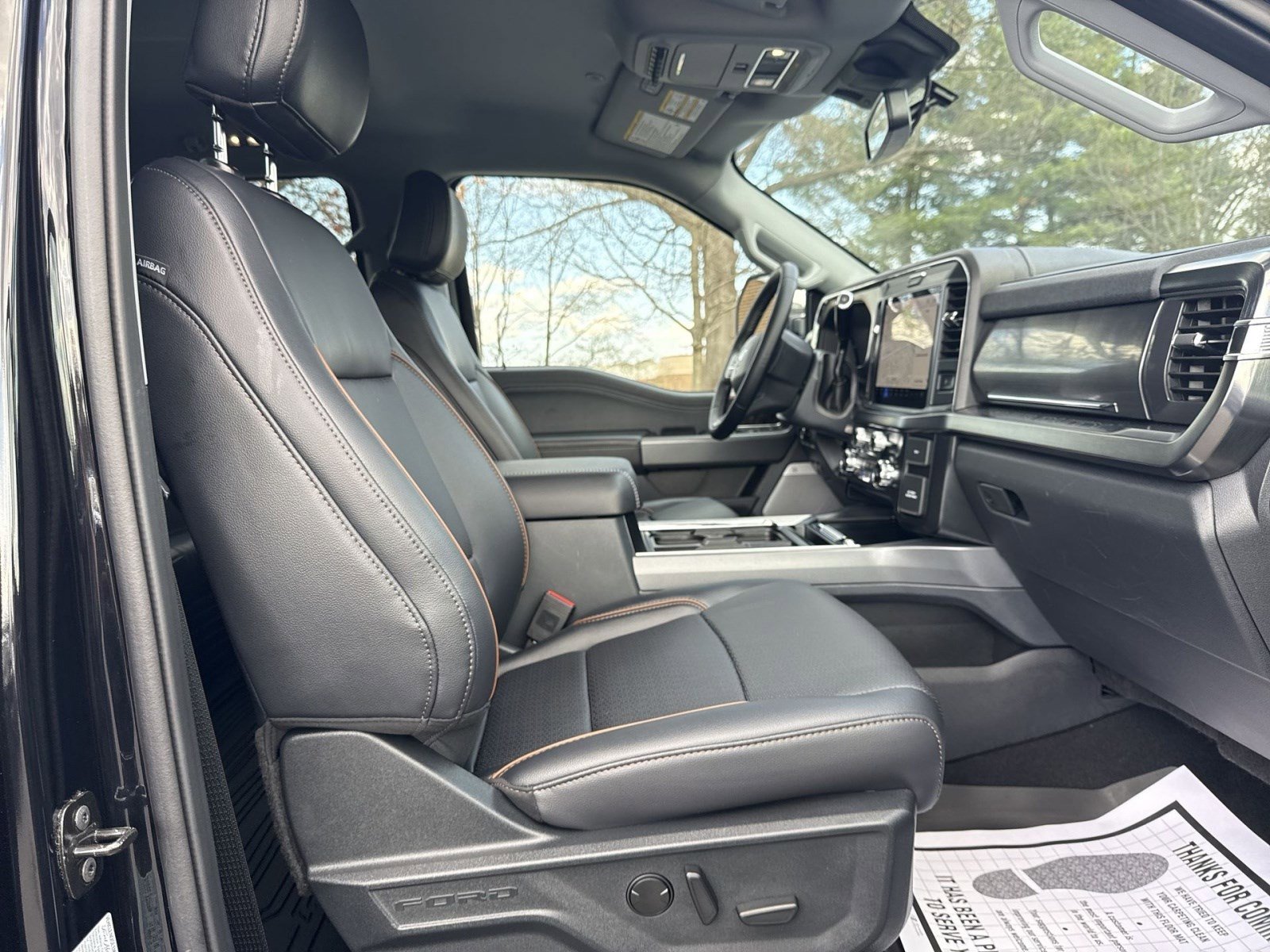 Used 2025 Ford F250 Lariat w/ Chrome Package image 25