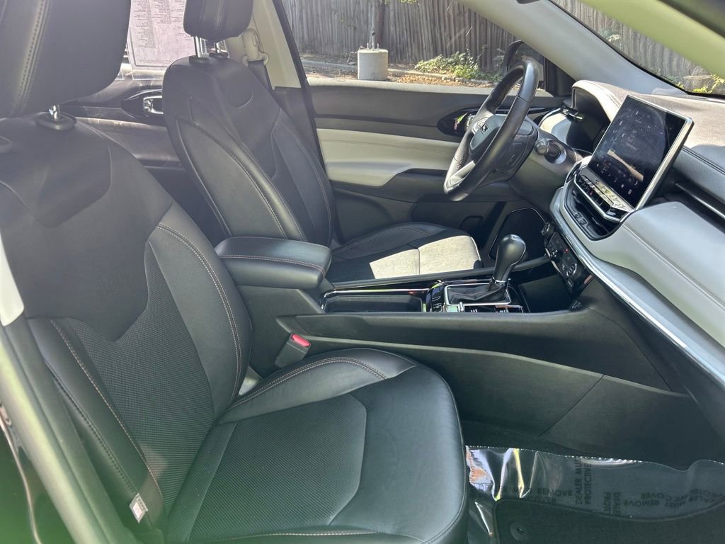 Used 2022 Jeep Compass Limited image 13