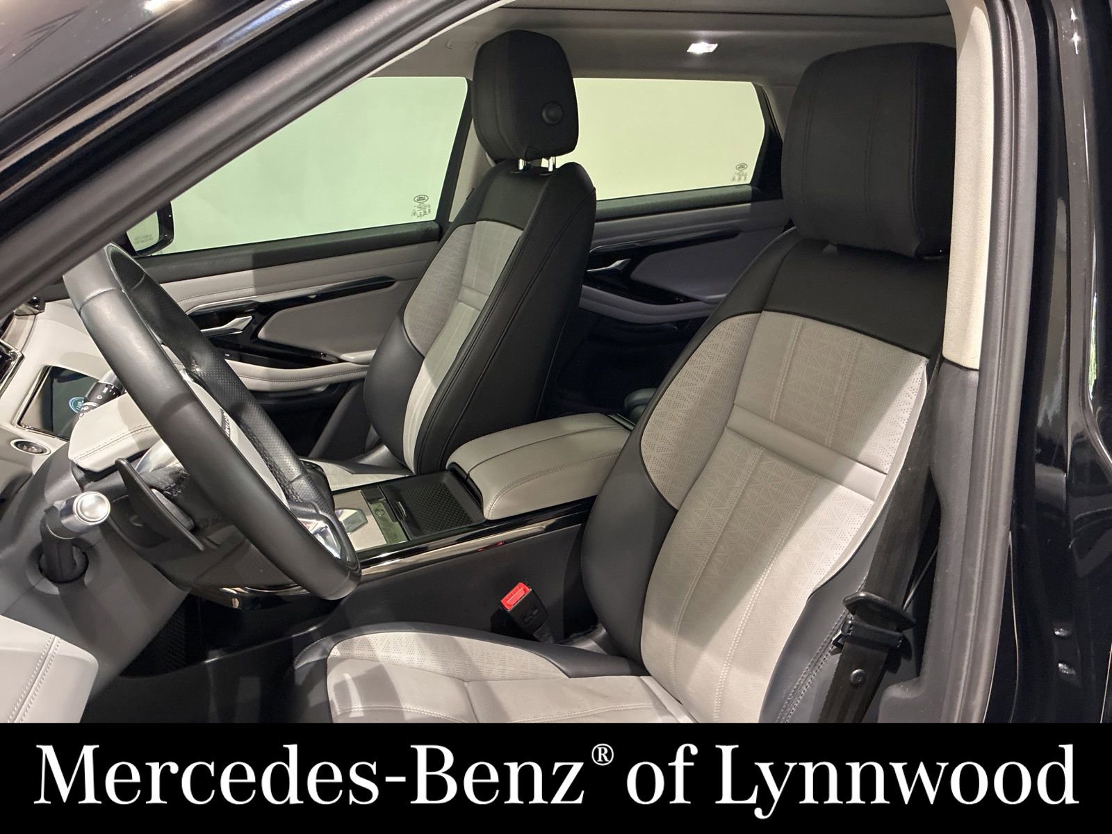 Used 2020 Land Rover Range Rover Evoque R-Dynamic HSE AWD/4WD image 12