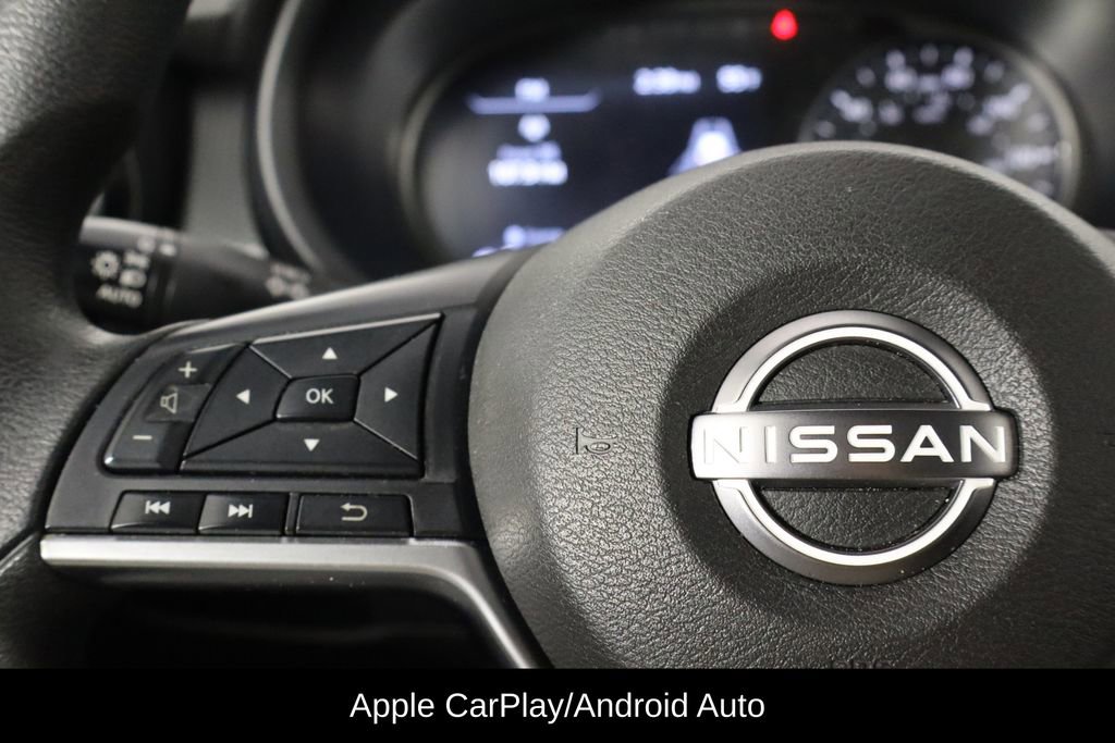 Used 2023 Nissan Kicks SV image 8