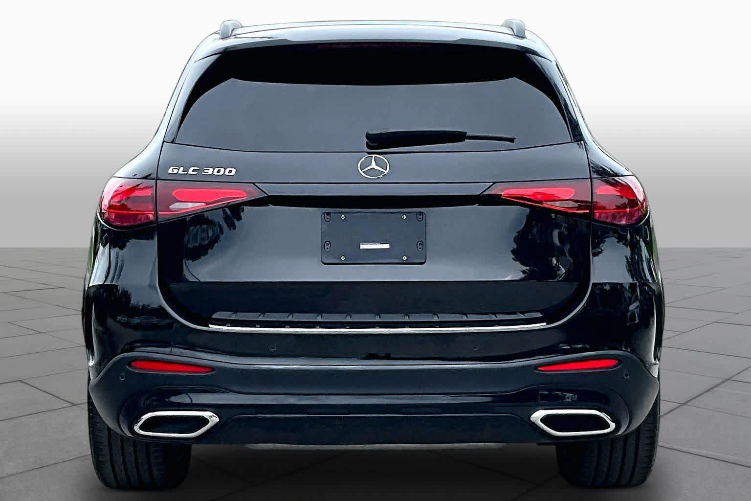 Used 2023 Mercedes-Benz GLC 300 image 5
