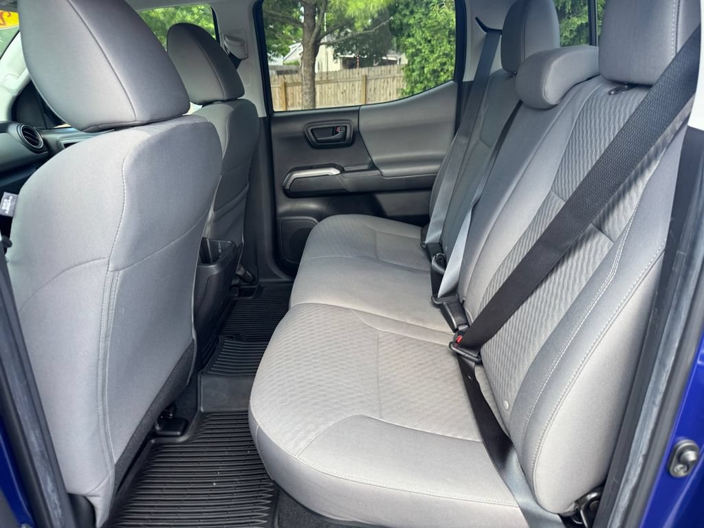 Used 2023 Toyota Tacoma SR5 AWD/4WD image 18