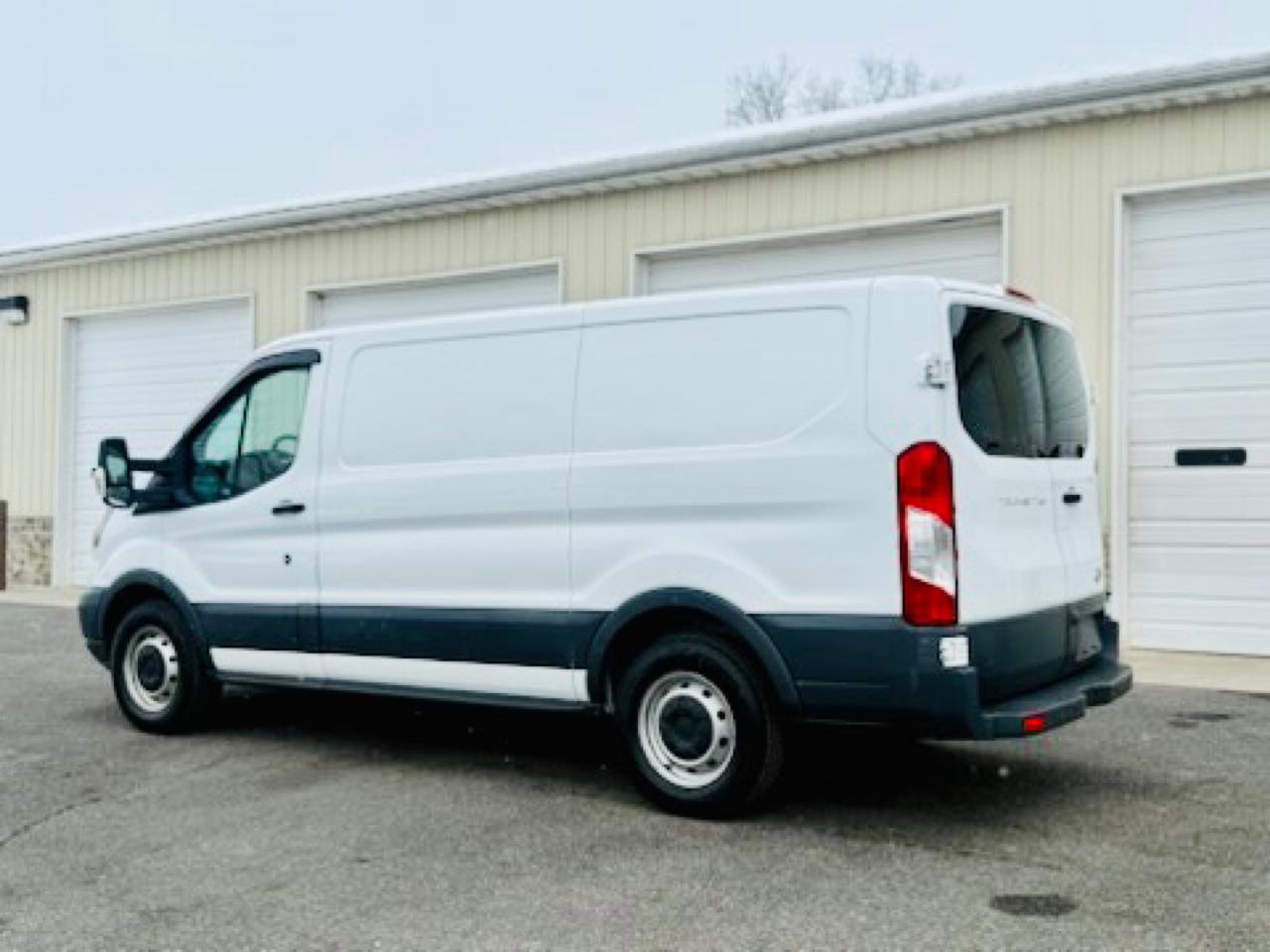 Used 2016 Ford Transit 150 130 Low Roof image 3