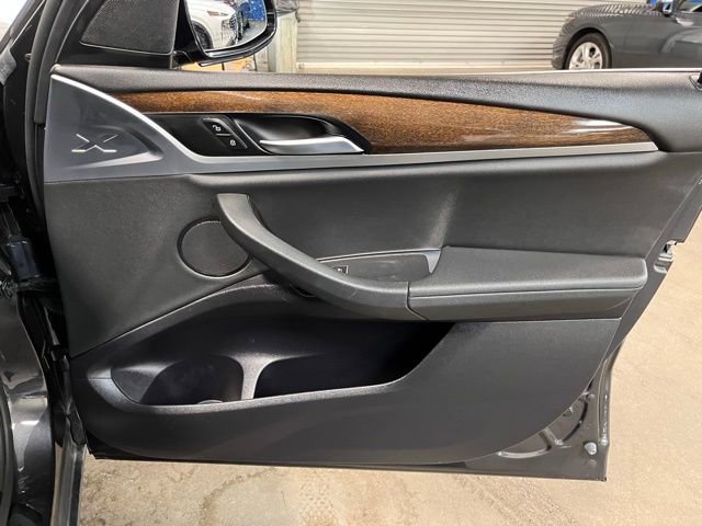 Used 2019 BMW X3 xDrive30i w/ Driving Assistance Package AWD/4WD image 11