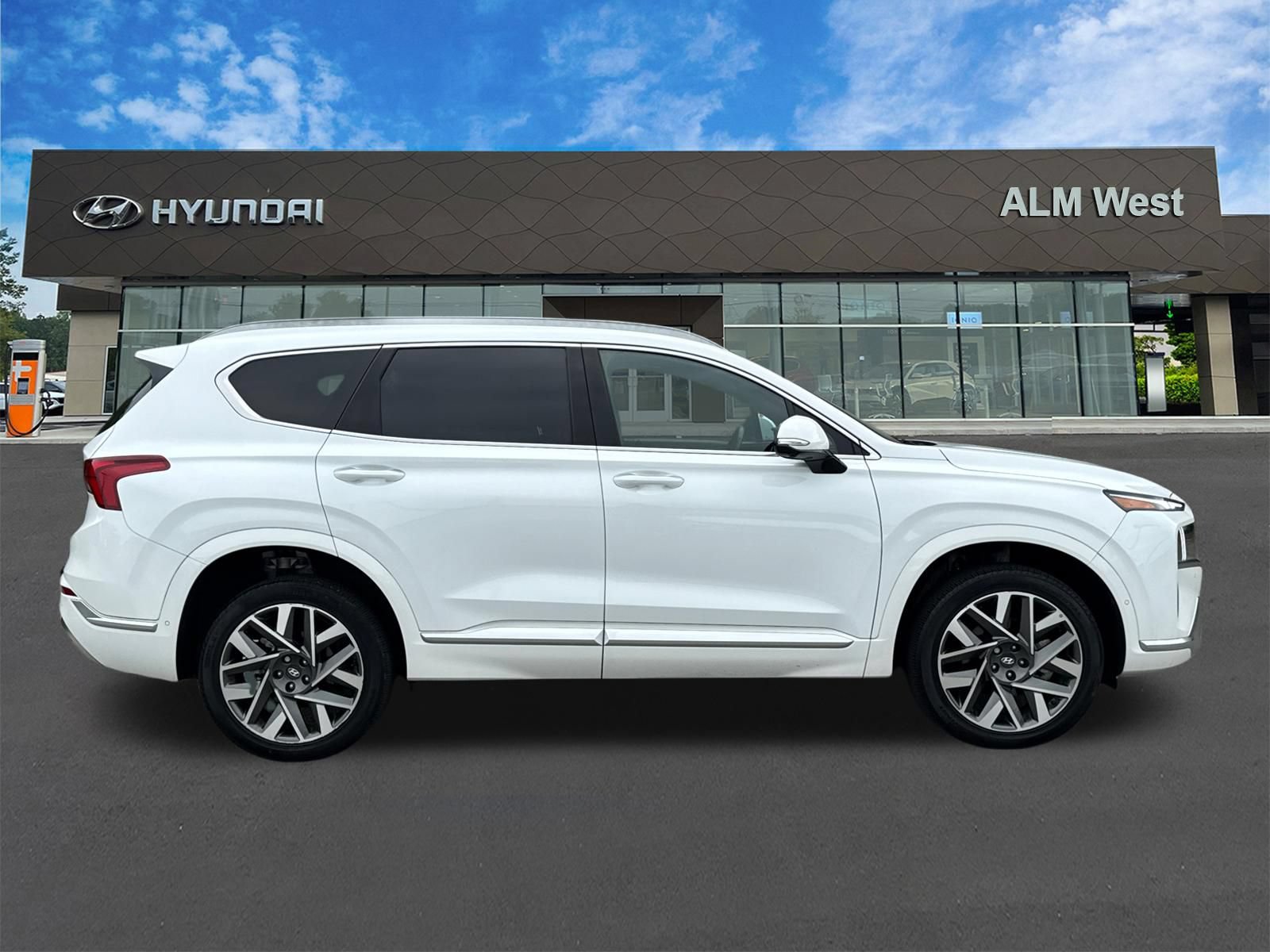 Certified 2023 Hyundai Santa Fe Calligraphy AWD/4WD image 4
