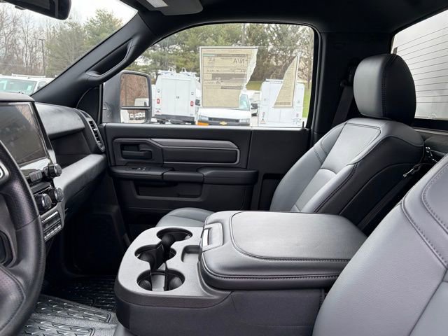 New 2025 RAM 5500 Tradesman image 34