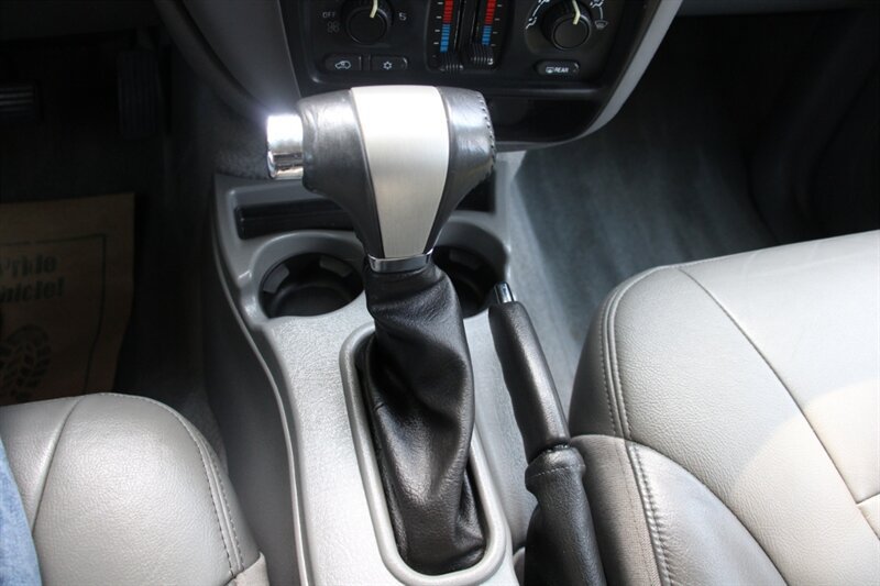 Used 2005 Chevrolet TrailBlazer LS w/ LS Preferred Equipment Group AWD/4WD image 8
