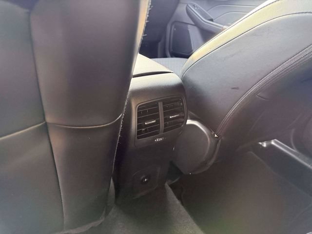 Used 2025 Ford Escape ST-Line FWD image 13