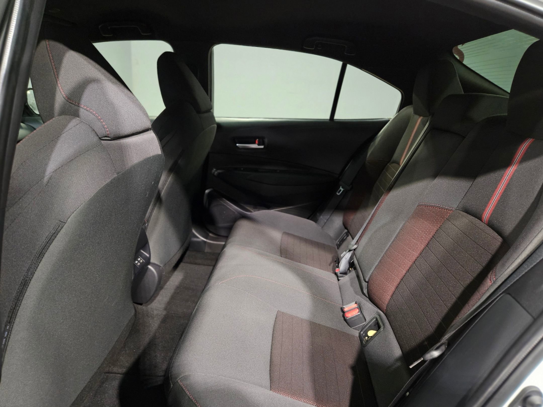 Used 2024 Toyota Corolla SE image 35