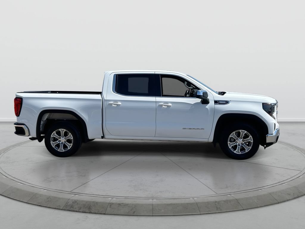 Used 2023 GMC Sierra 1500 SLE RWD image 9