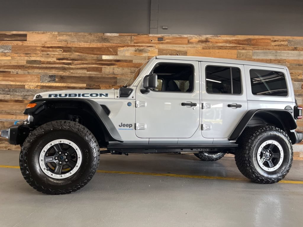 Used 2024 Jeep Wrangler Unlimited Rubicon 4xe w/ Capability Package AWD/4WD image 21