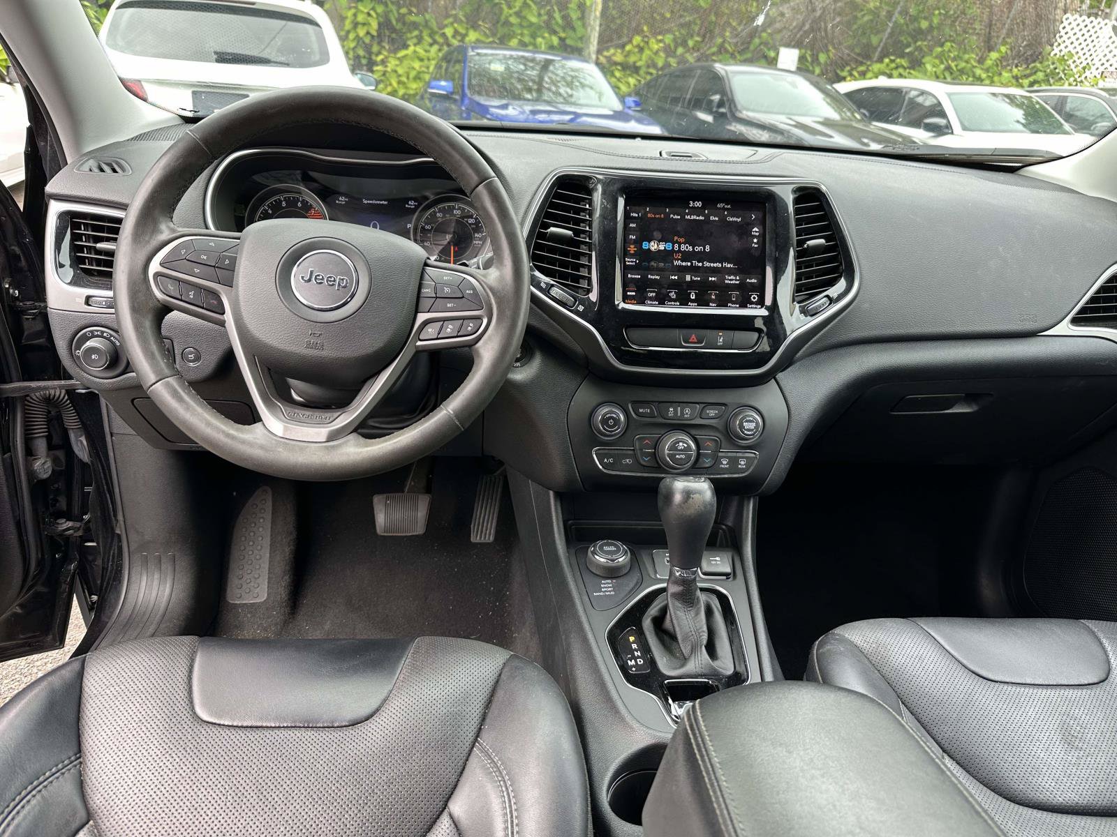 Used 2022 Jeep Cherokee Limited w/ Elite Package AWD/4WD image 19