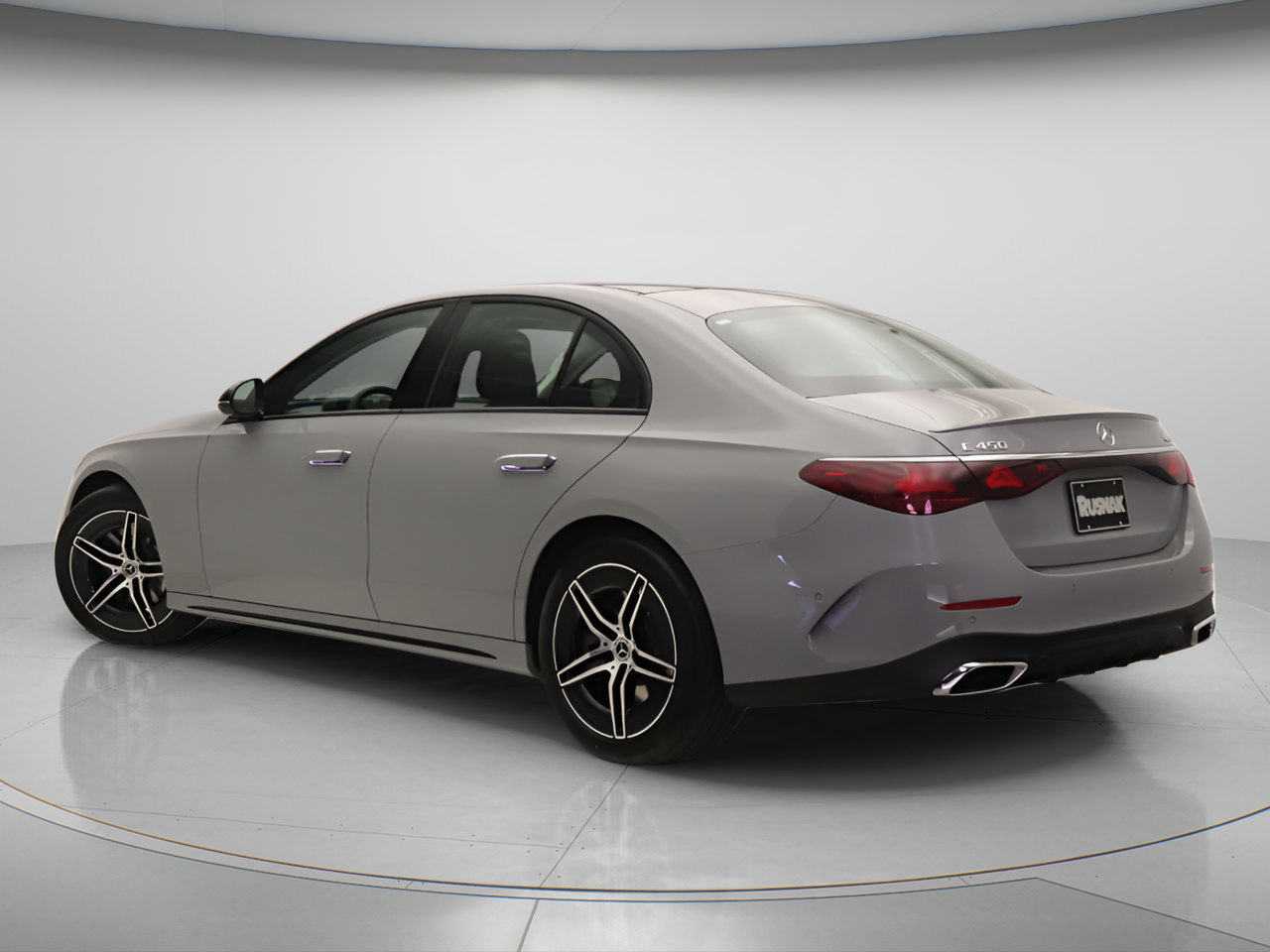 New 2026 Mercedes-Benz E 450 4MATIC Sedan image 2