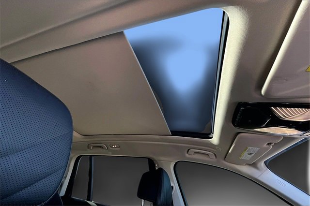 Used 2023 BMW X7 xDrive40i w/ Premium Package image 17