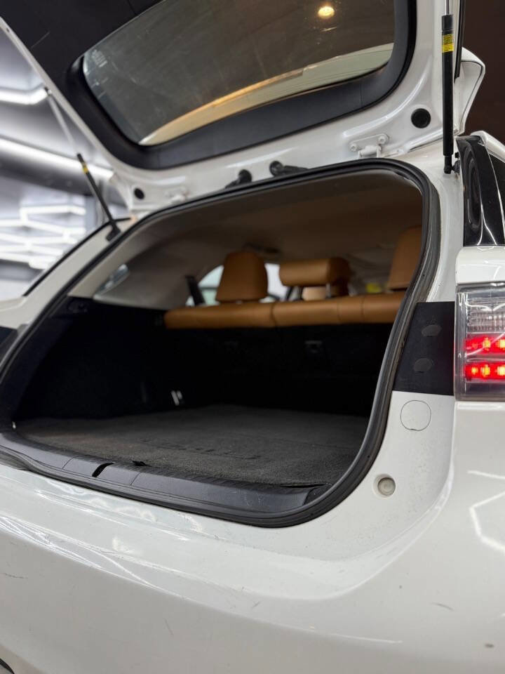 Used 2013 Lexus CT 200h w/ Seat Comfort Pkg FWD image 8