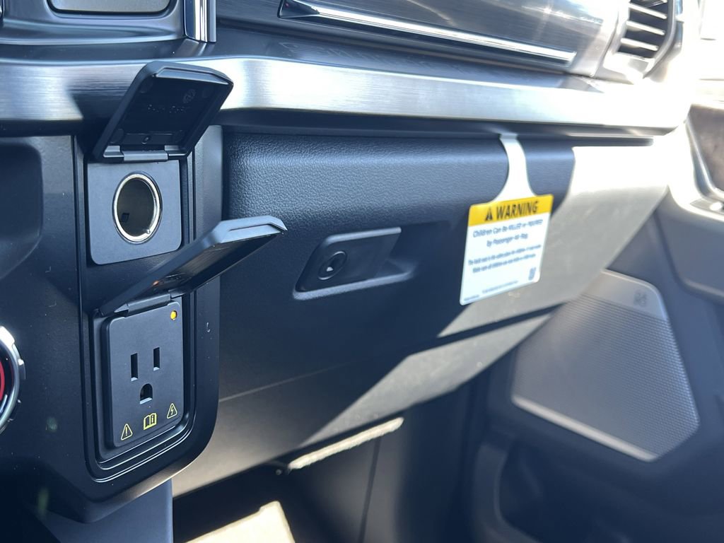 New 2026 Ford F250 Lariat image 10
