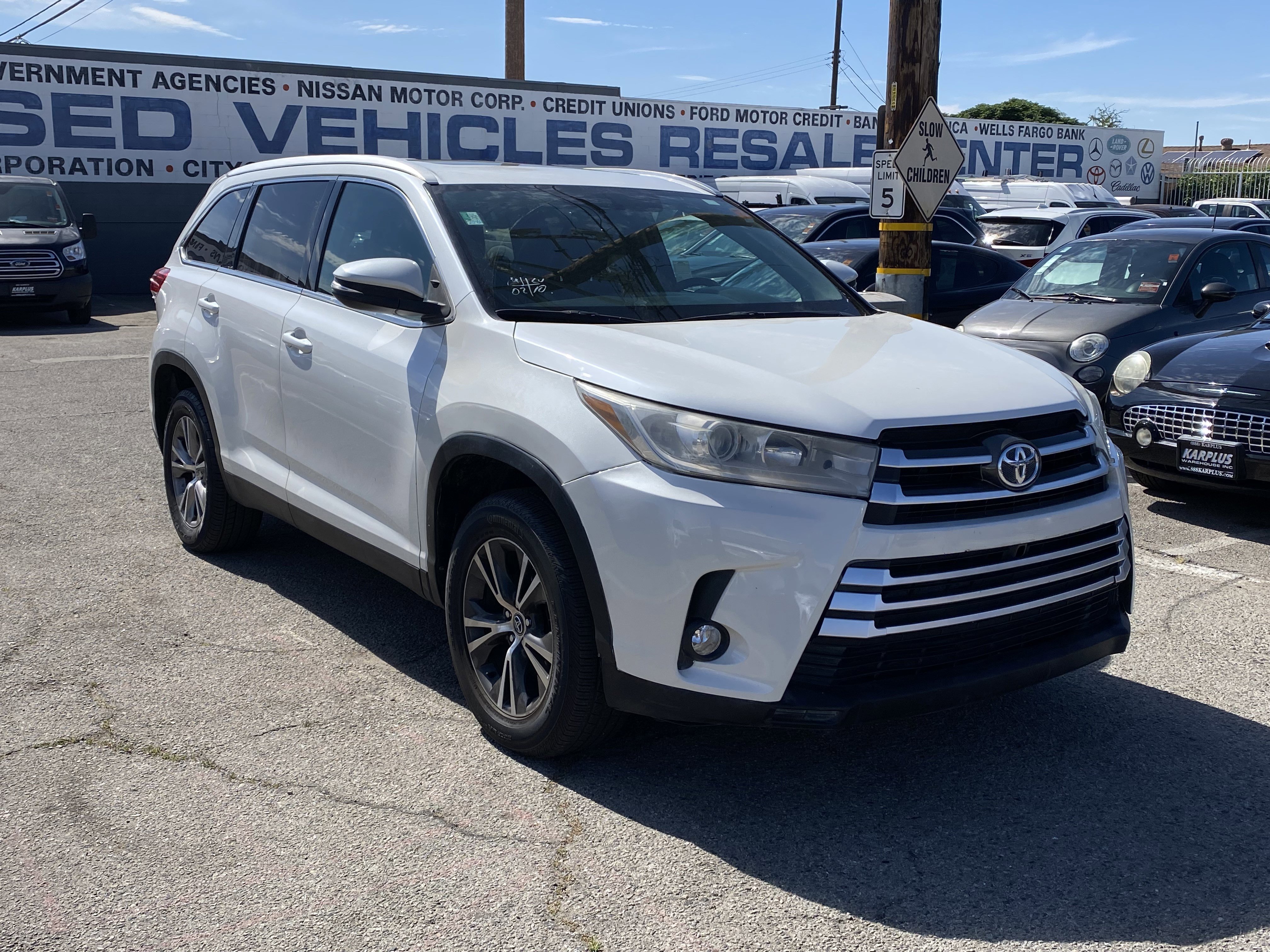 Used 2019 Toyota Highlander XLE image 7
