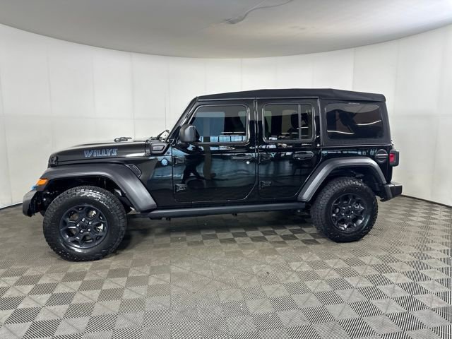 Used 2023 Jeep Wrangler Unlimited w/ Cold Weather Group AWD/4WD image 6