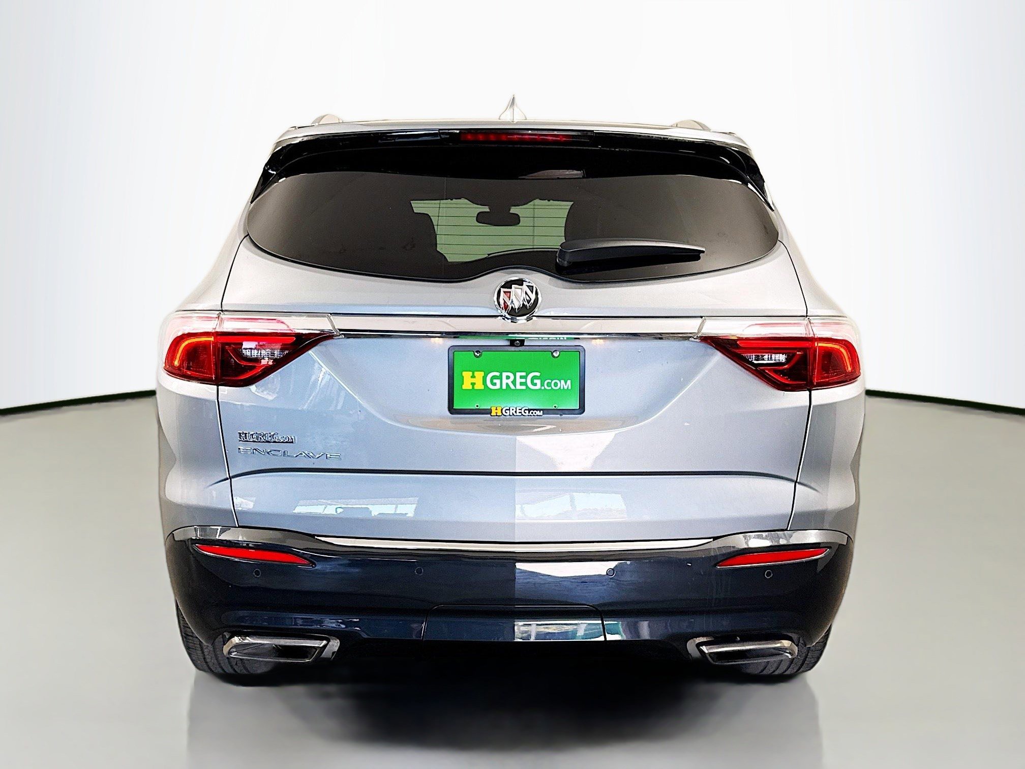 Used 2024 Buick Enclave Essence FWD image 8