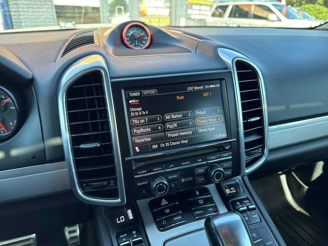 Used 2013 Porsche Cayenne GTS AWD/4WD image 28