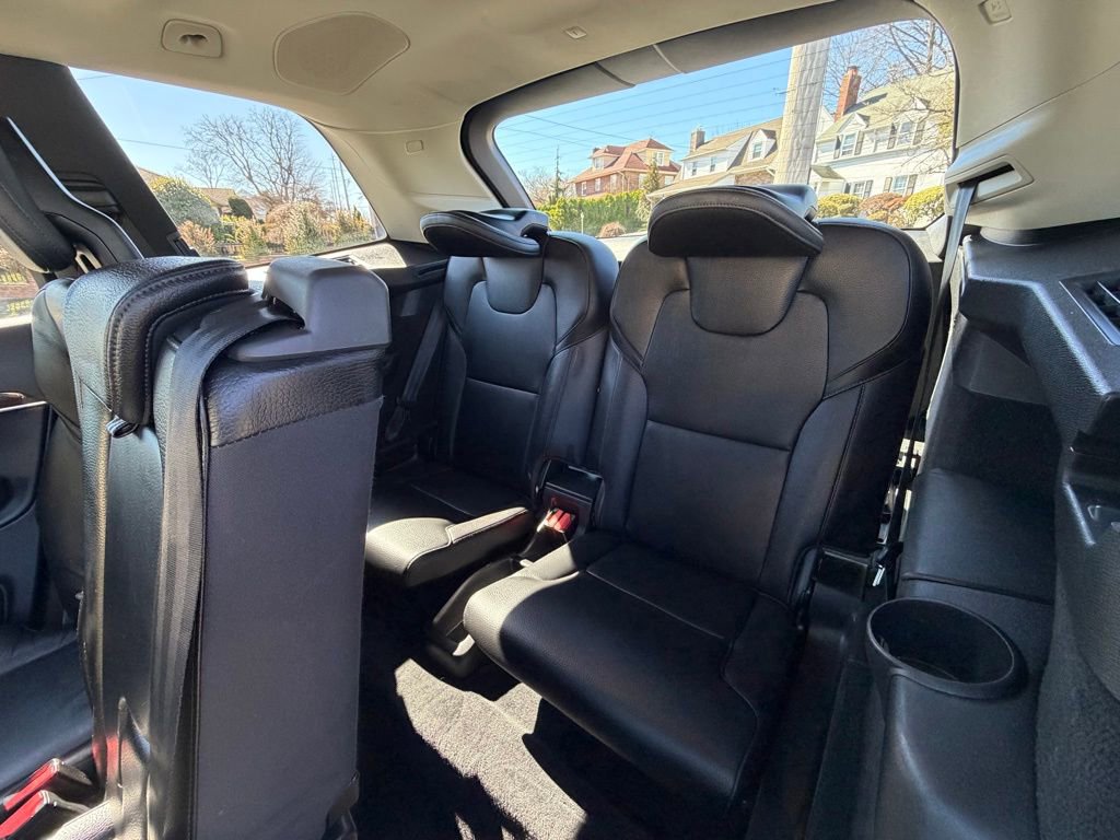 Used 2017 Volvo XC90 T6 Momentum w/ Vision Package AWD/4WD image 20