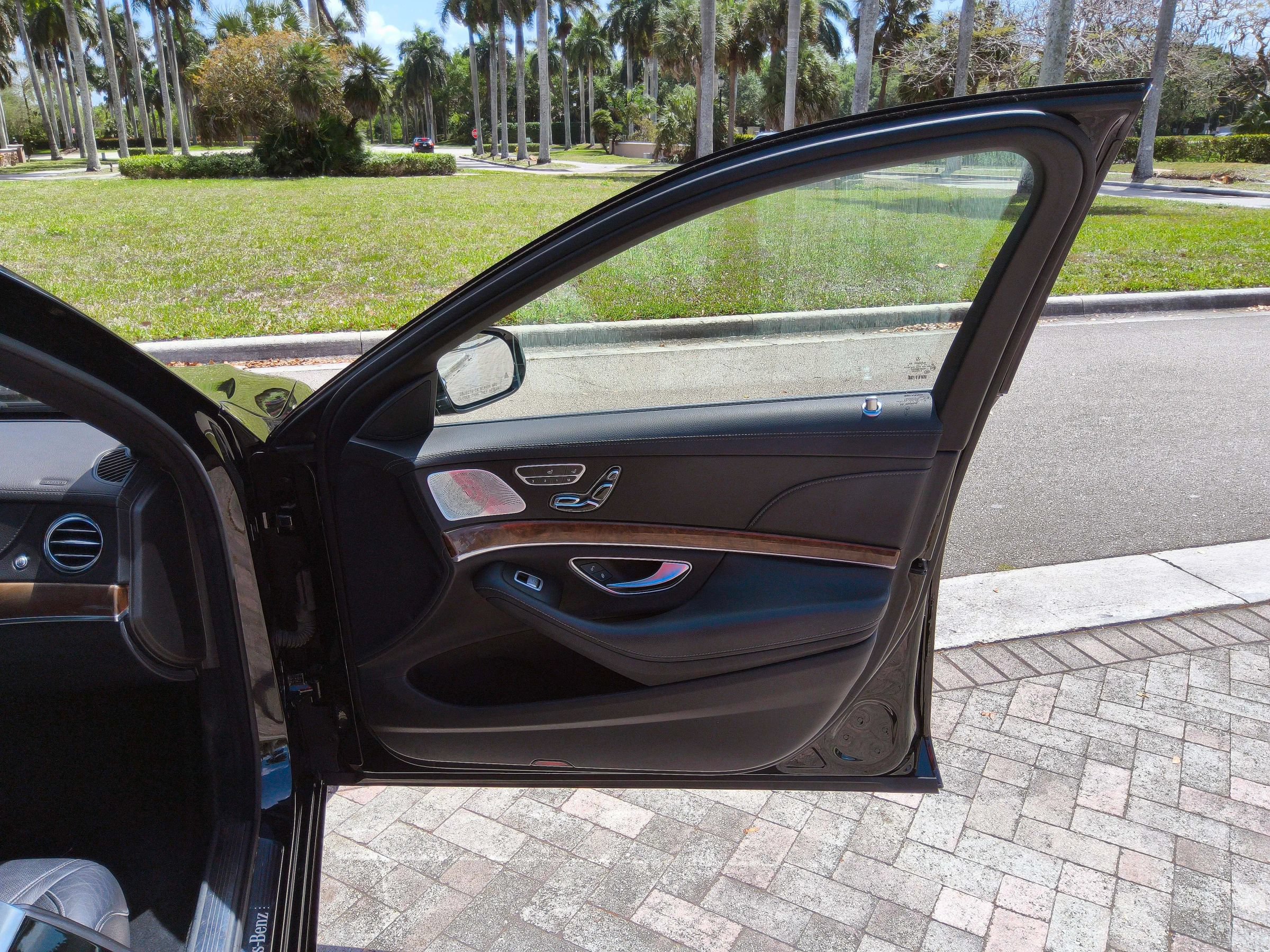 Used 2015 Mercedes-Benz S 550 Sedan image 39