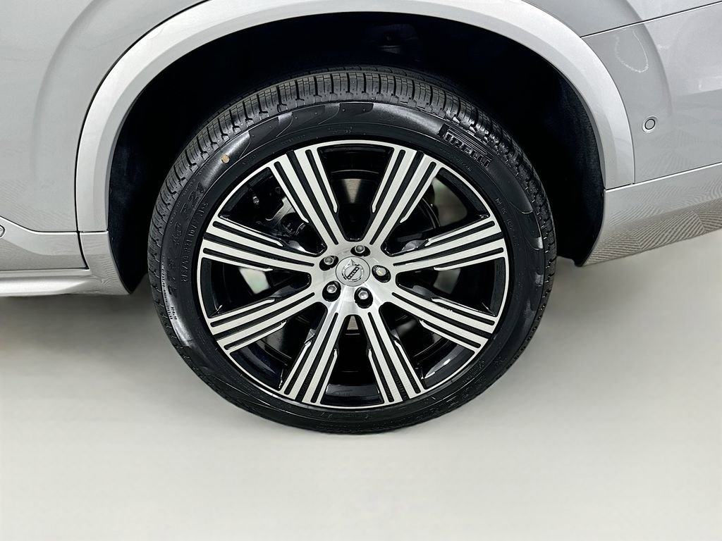 Used 2025 Volvo XC90 T8 Plus w/ Protection Package Premier image 24