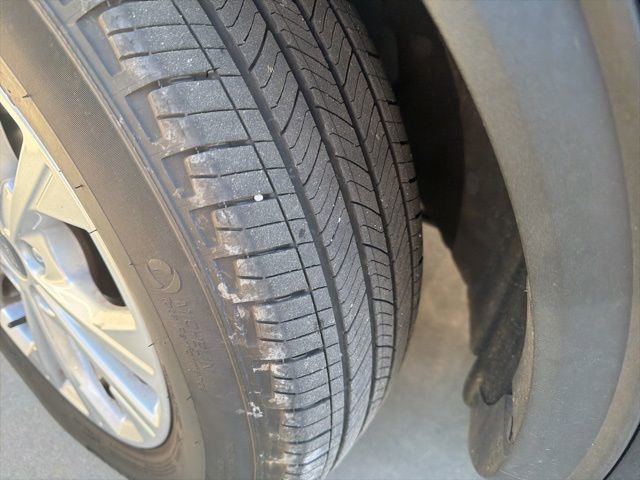 Used 2023 Ford Escape Active image 7