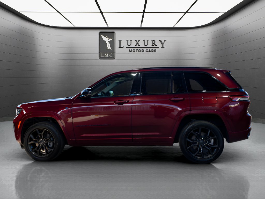 Used 2023 Jeep Grand Cherokee 30th Anniversary AWD/4WD image 5