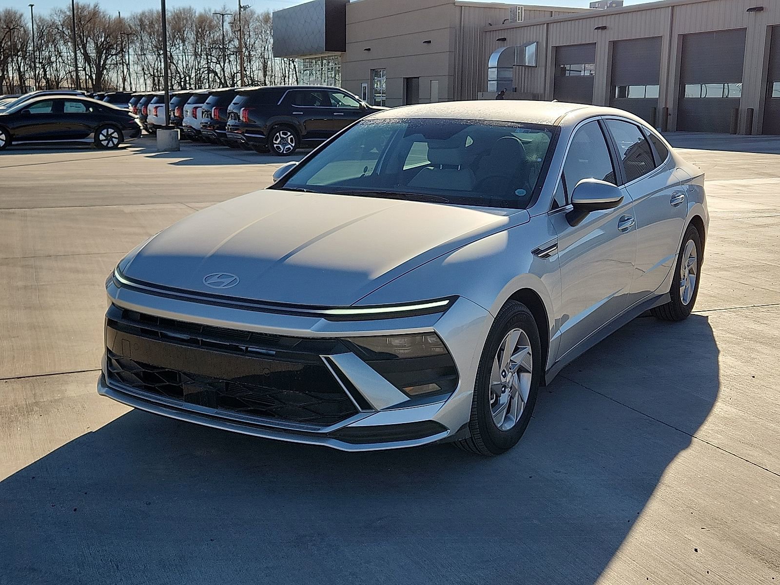 New 2025 Hyundai Sonata SE image 1