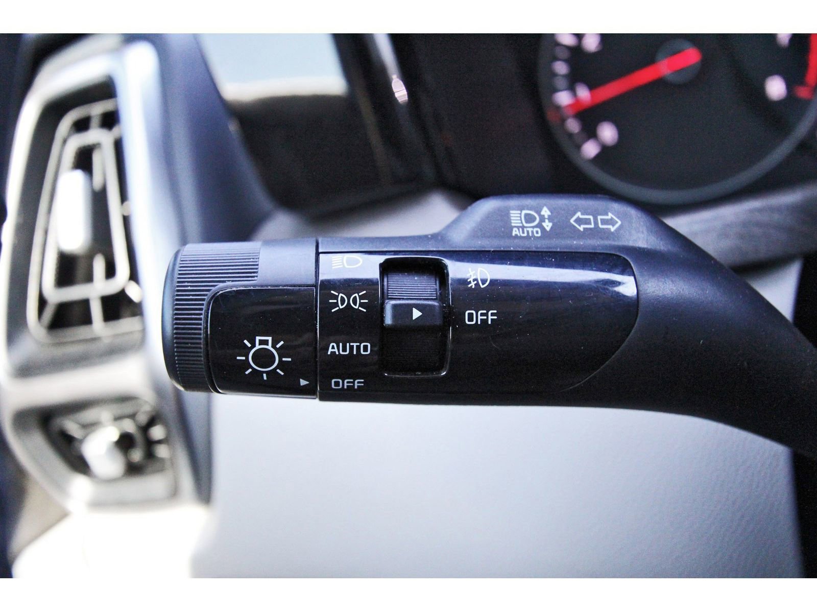 Used 2023 Kia Sorento X-Line EX image 22