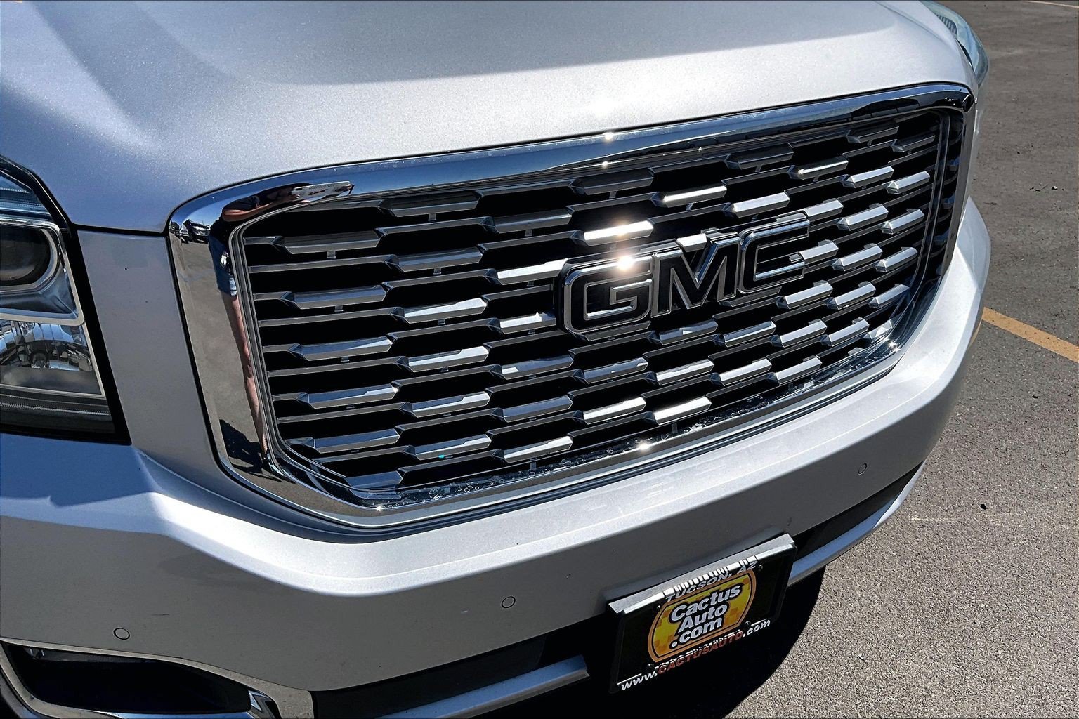 Used 2018 GMC Yukon XL Denali w/ Open Road Package RWD image 29
