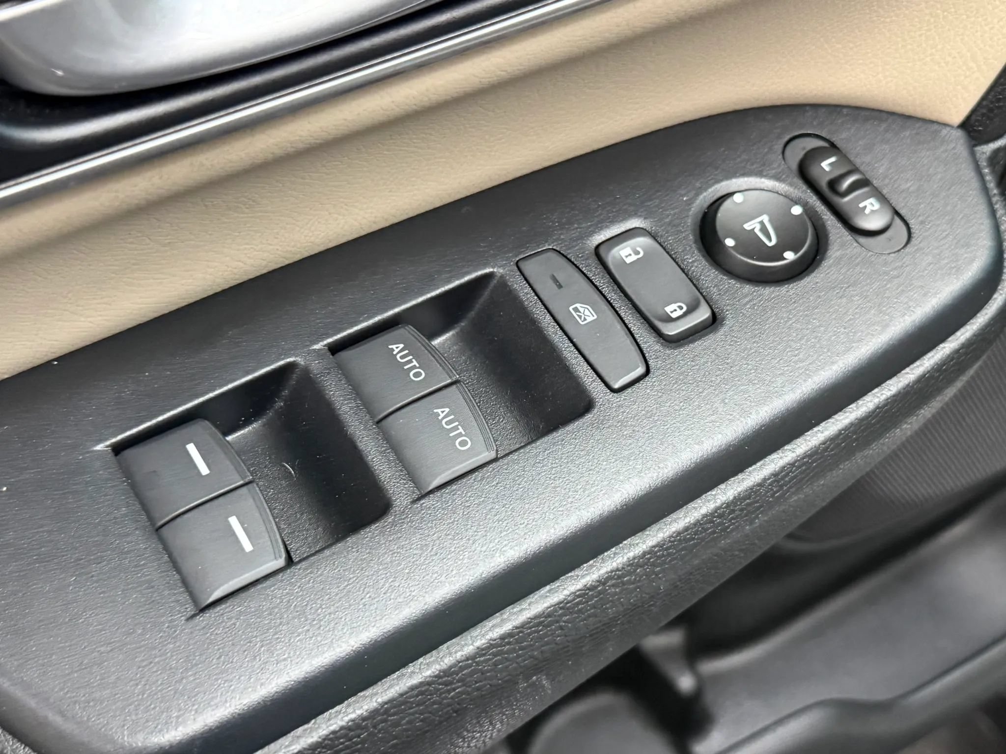 Used 2020 Honda CR-V EX-L image 20