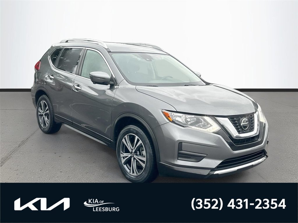 Used 2019 Nissan Rogue SV w/ Premium Package FWD image 1