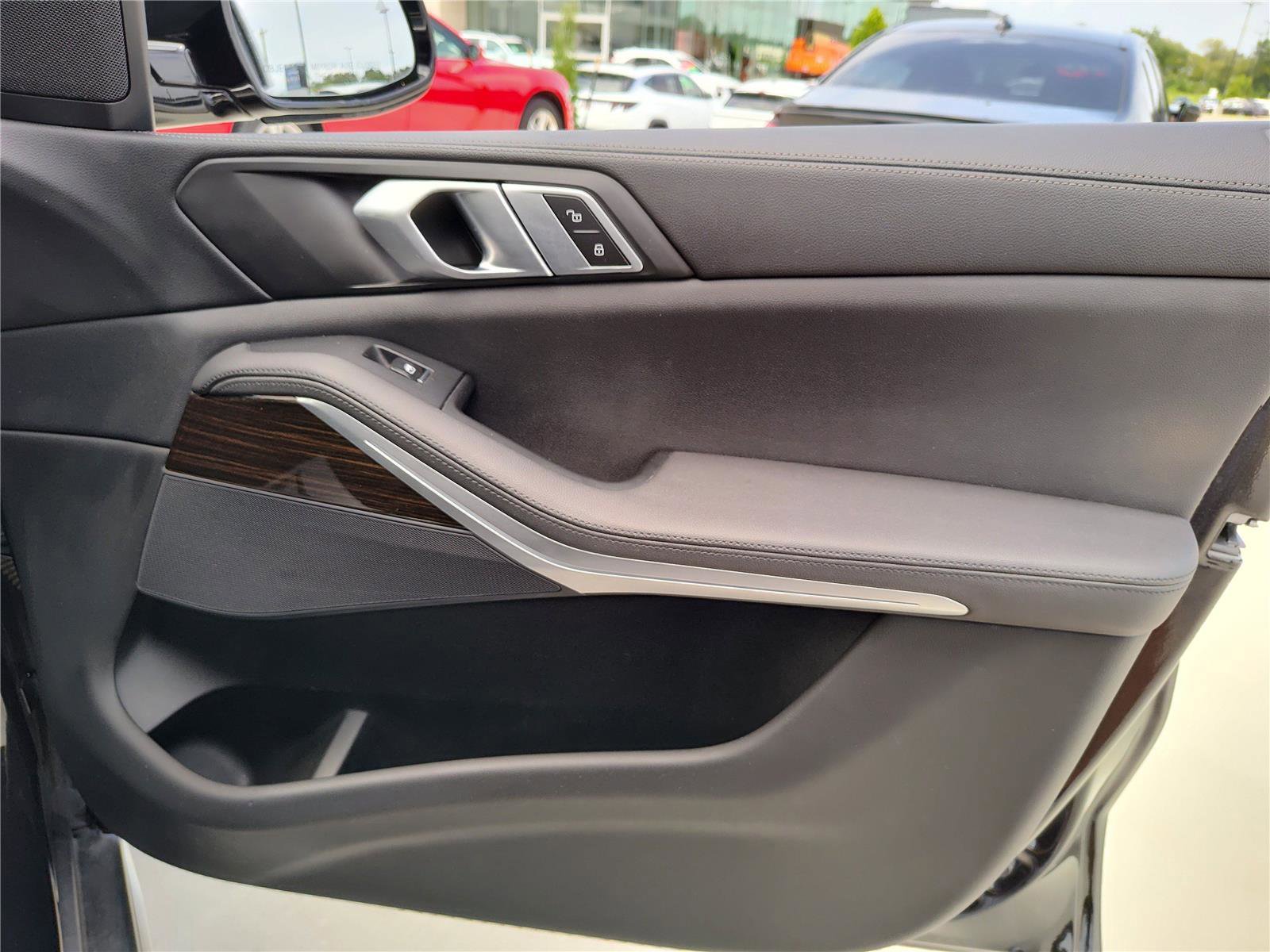 Used 2019 BMW X5 xDrive40i w/ Premium Package 2 image 26