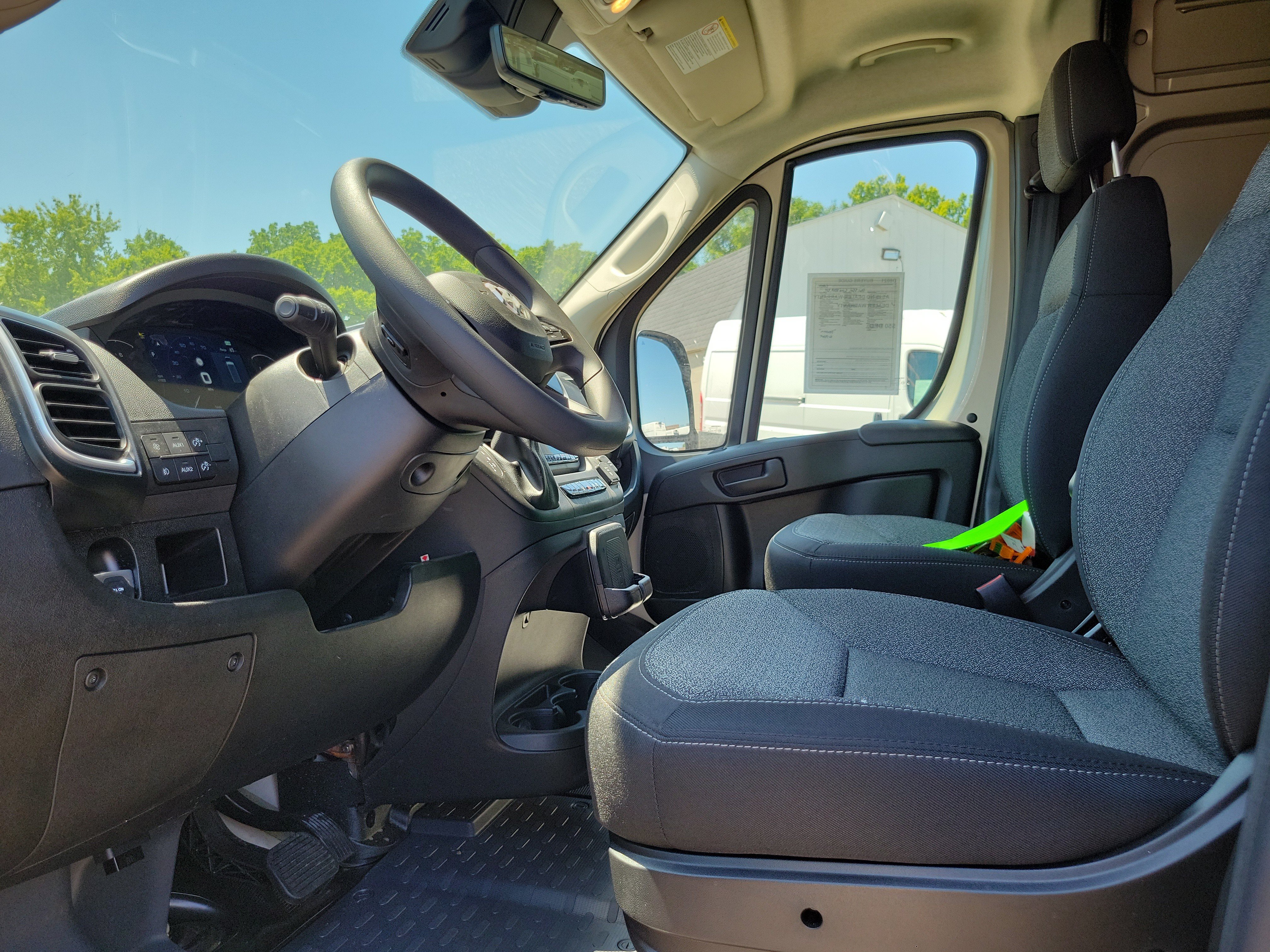 Used 2026 RAM ProMaster 3500 w/ Quick Order Package 22G SLT FWD image 6