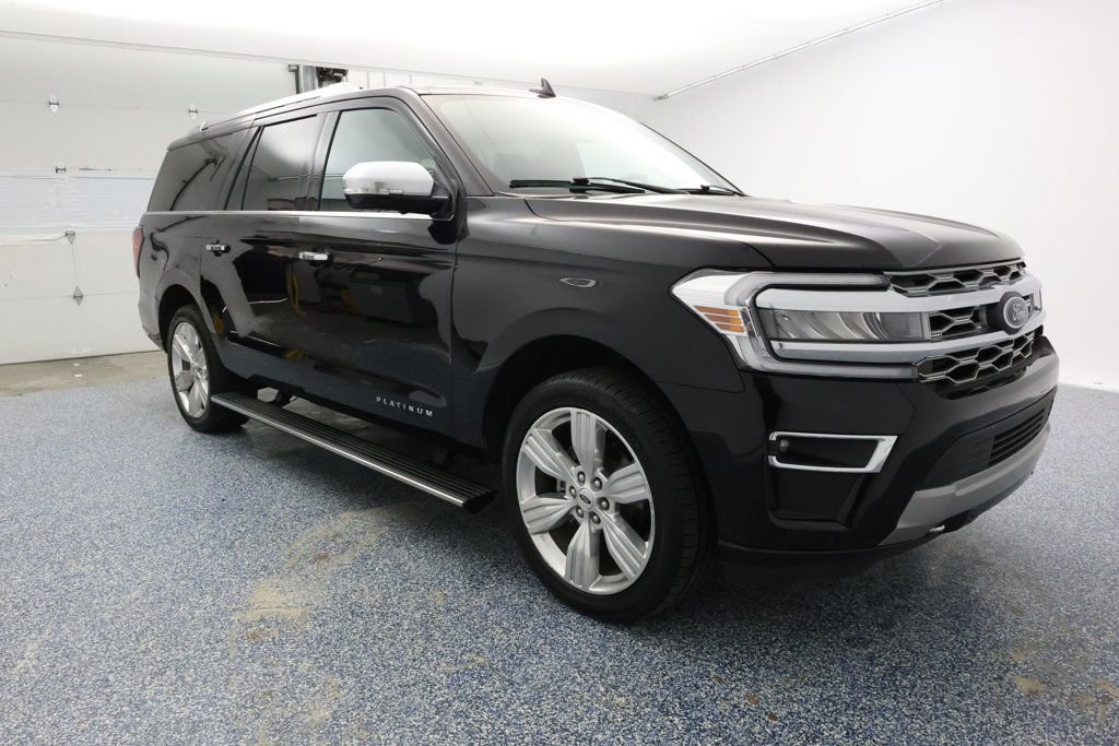 Used 2022 Ford Expedition Max Platinum image 2