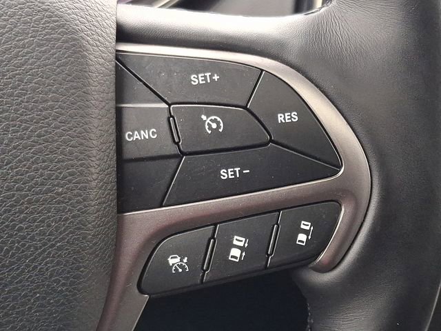 Used 2020 Jeep Grand Cherokee High Altitude AWD/4WD image 23