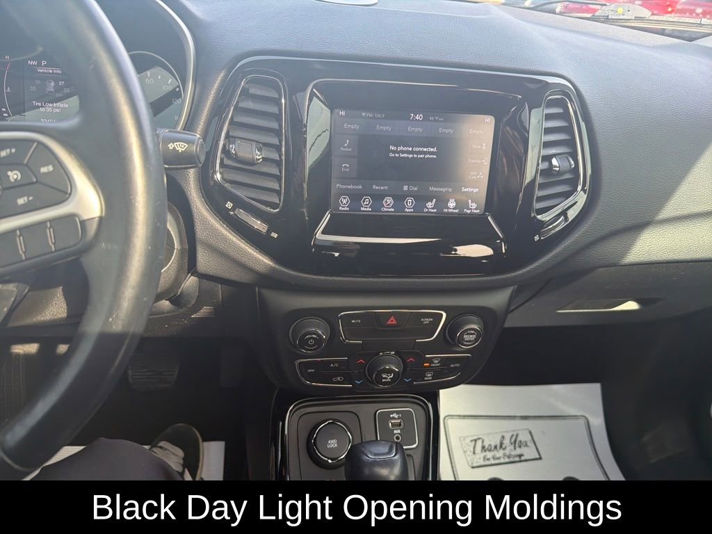 Used 2020 Jeep Compass Latitude AWD/4WD image 18
