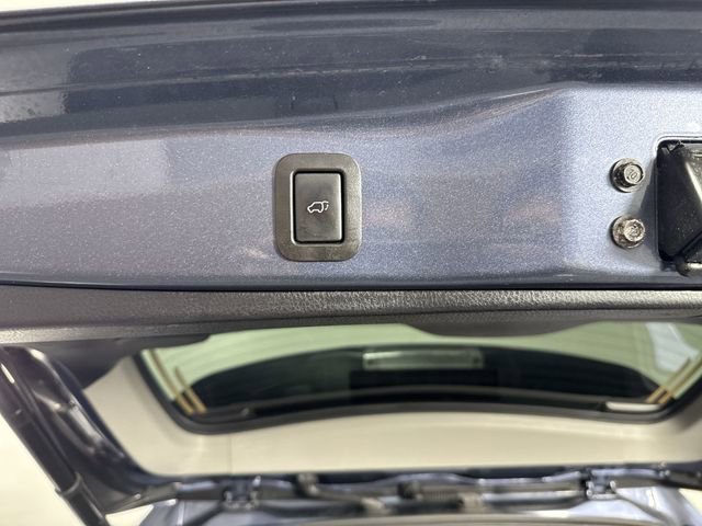 Used 2018 Toyota Highlander Limited AWD/4WD image 34