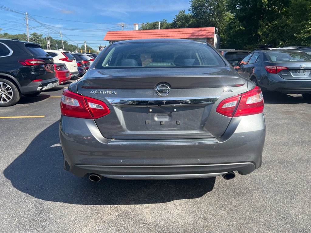 Used 2016 Nissan Altima 2.5 SR image 4