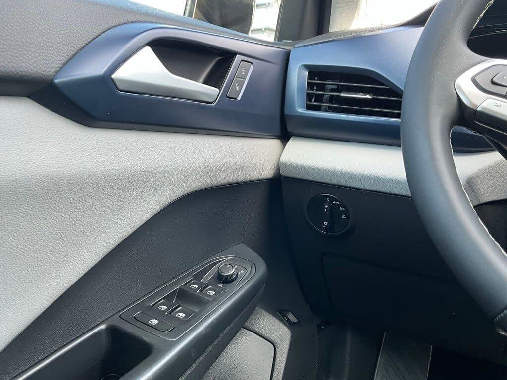 Used 2022 Volkswagen Taos SE image 22