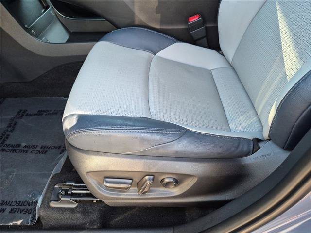 Used 2023 Subaru Solterra AWD image 15