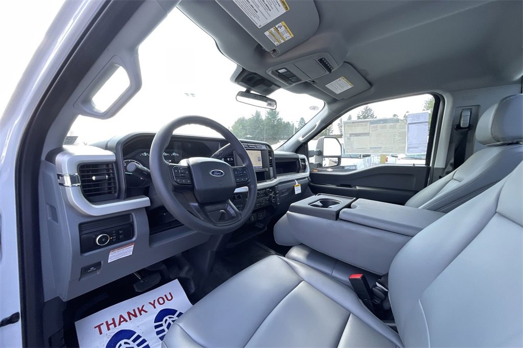 New 2024 Ford F550 4x4 Regular Cab Super Duty image 20