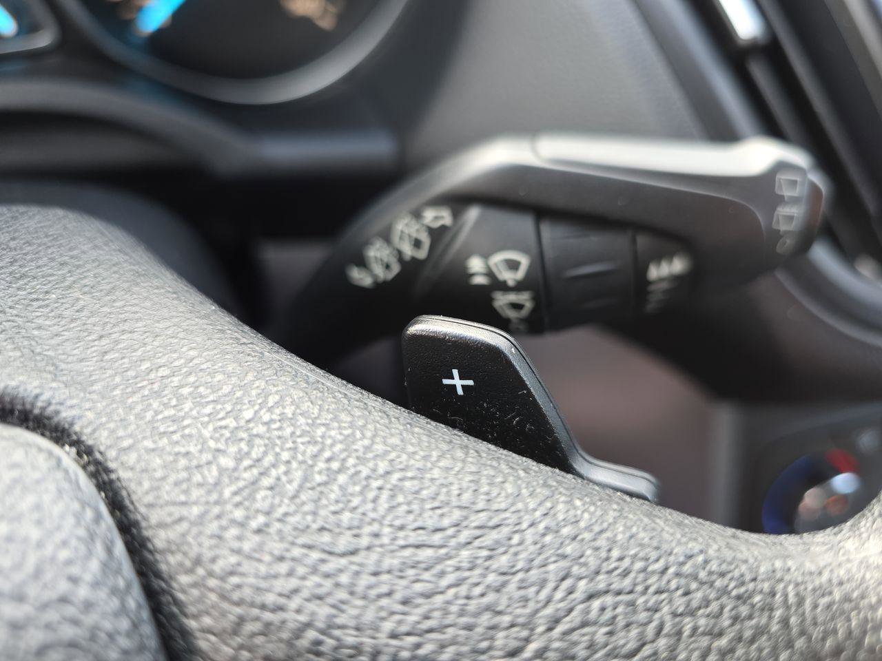 Used 2017 Ford Escape SE image 24