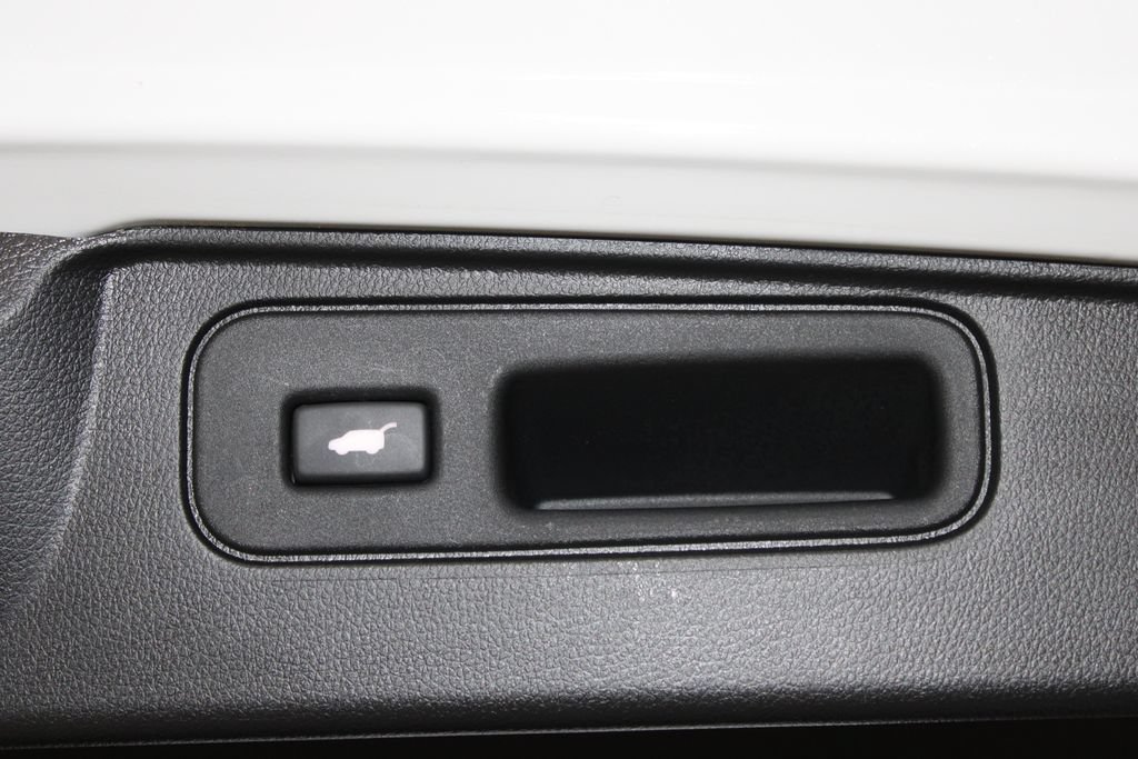 Used 2023 Honda Passport EX-L image 32