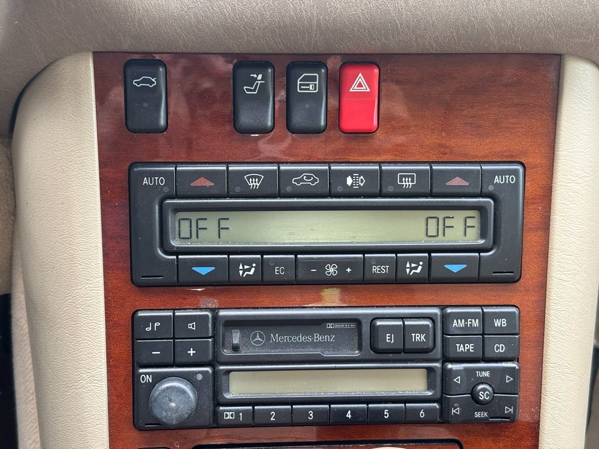 Used 1998 Mercedes-Benz S 320 image 16