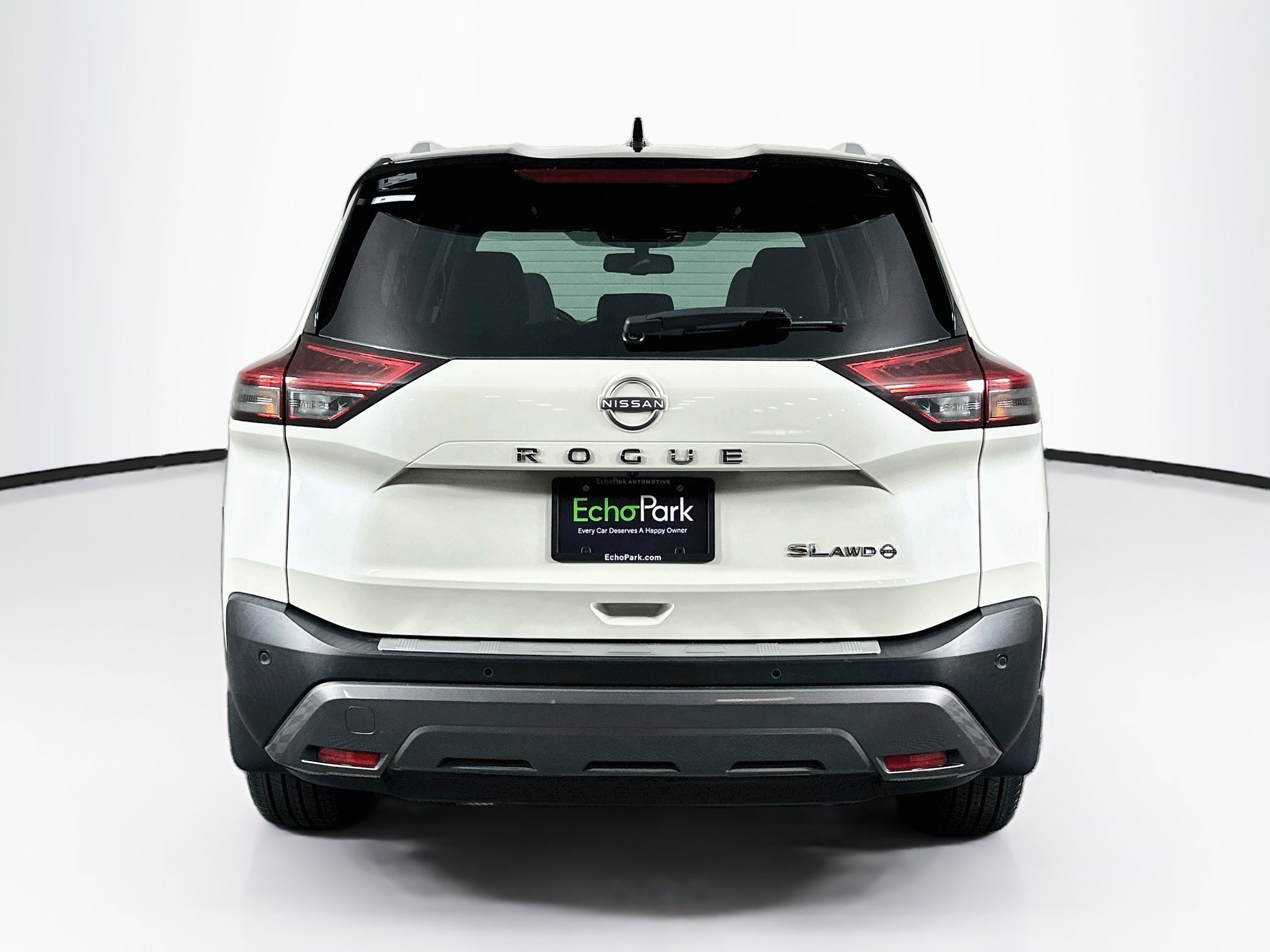 Used 2023 Nissan Rogue SL AWD/4WD image 7