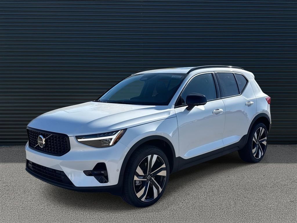 New 2026 Volvo XC40 B5 Ultra w/ Climate Package AWD/4WD image 1